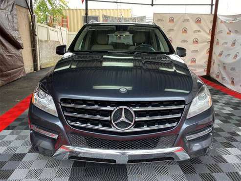 2015 Mercedes-Benz ML-Class ML 350 SUV - cars & trucks - by dealer -... for sale in Richmond Hill, NY