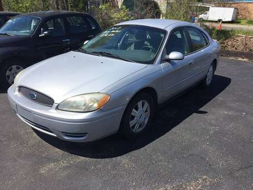 2007 FORD TAURUS 97000 MILES - - by dealer - vehicle for sale in Zanesville, OH