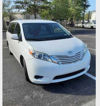 2016 Toyota Sienna for sale in Palm Harbor, FL