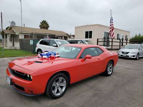 2015 Dodge Challenger - Financing Available , $1000 down payment deliv for sale in Oxnard, CA