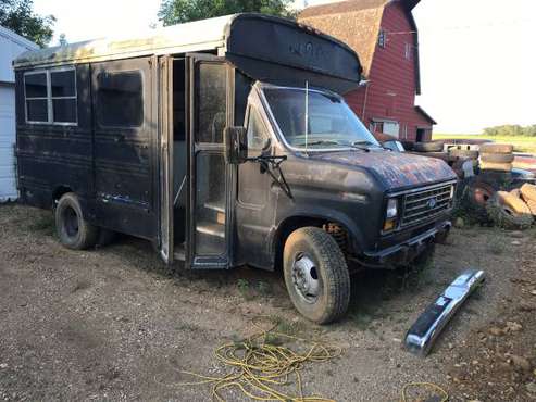 1985 Ford Econoline350 short bus for sale in Beresford, MN