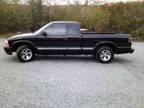 2001 Chevrolet Chevy S-10 Base 2dr Extended Cab 2WD SB CASH DEALS ON... for sale in Lake Ariel, PA