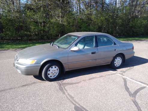 1998 TOYOTA CAMRY - - by dealer - vehicle automotive for sale in Lakeland, MN