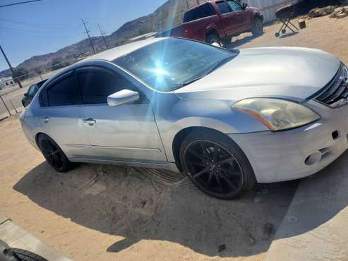 Nissan Altima for sale in Lamont, CA