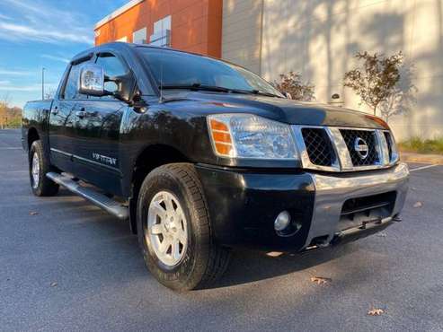 2005 Nissan Titan LE 4dr Crew Cab 4WD SB - cars & trucks - by dealer... for sale in Buford, GA