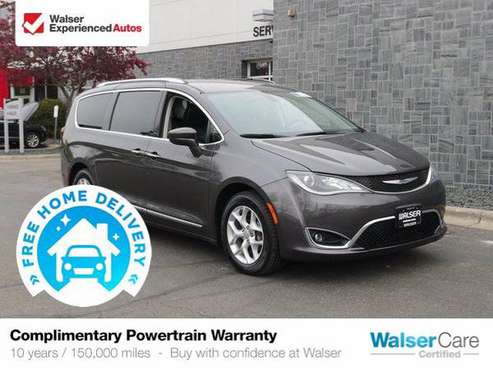 2018 Chrysler Pacifica Touring L - - by dealer for sale in Burnsville, MN