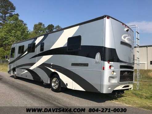 2004 Freightliner Chassis Cross Country SE Pusher Motorhome With for sale in Richmond , VA