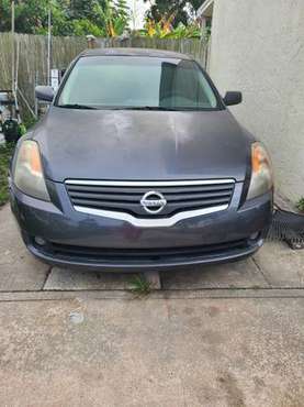 Nissan altima 2007 - cars & trucks - by owner - vehicle automotive... for sale in TAMPA, FL