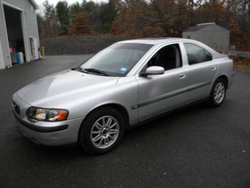 2004 Volvo S60 **99,000 Original Miles** - cars & trucks - by dealer... for sale in Plaistow, NH