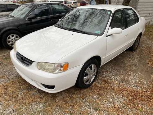 ******2001 Toyota Corolla LE/sedan/Auto/Great MPG***** - cars &... for sale in Augusta, KS