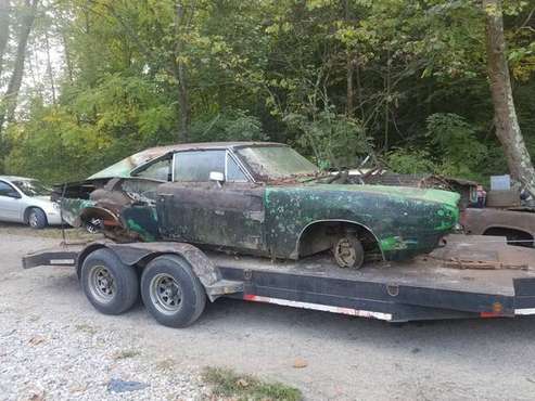 1969 dodge charger RT - cars & trucks - by owner - vehicle... for sale in Louisville, KY