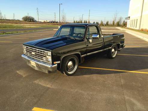 1984 Chevy Silverado - short bed pickup - cars & trucks - by owner -... for sale in Wheaton, IL