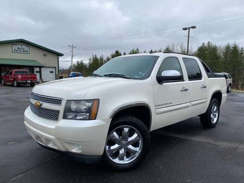 2008 Chevy Avalanche LTZ - - by dealer - vehicle for sale in Baxter, MN