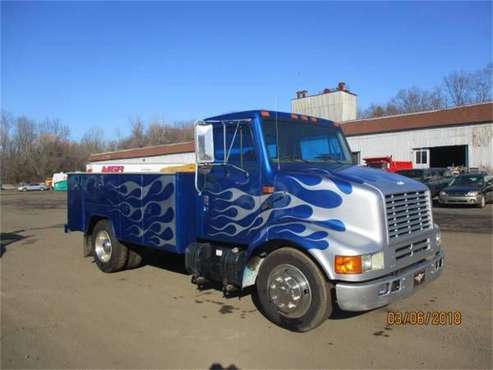2001 International Flatbed Truck for sale in Cadillac, MI