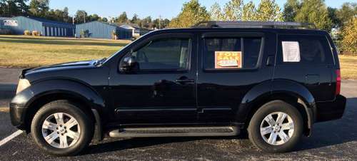 2005 NISSAN Pathfinder LE for sale in Madisonville, KY