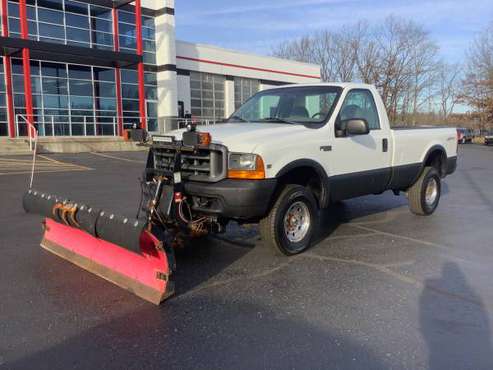 Plow Truck! 1999 Ford F-250 XL! 4x4! Regular Cab! We Finance! - cars... for sale in Ortonville, MI