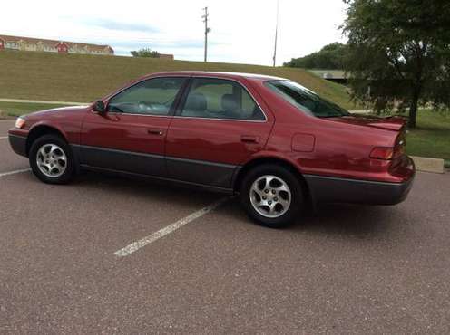 1998 Toyota Camry 62000 miles - cars & trucks - by owner - vehicle... for sale in Sioux Falls, SD