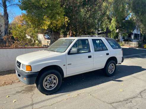1996 Isuzu Rodeo 4WD - cars & trucks - by owner - vehicle automotive... for sale in Ojai, CA