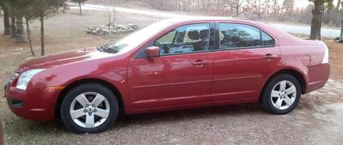 2007 Ford Fusion SE - cars & trucks - by owner - vehicle automotive... for sale in Winneconne, WI