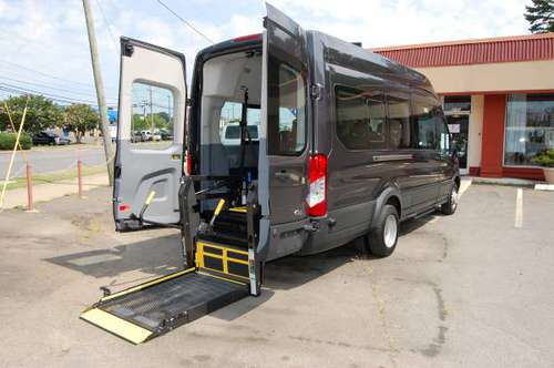 HANDICAP ACCESSIBLE WHEELCHAIR LIFT EQUIPPED VAN.....UNIT# 2289FHT -... for sale in Charlotte, SC