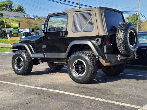 CUSTOM 2006 WRANGLER 4 0 AUTO - - by dealer - vehicle for sale in Knoxville, TN