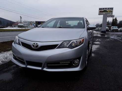 2012 Toyota Camry SEDAN SE with 81k miles CLEAN - cars & trucks - by... for sale in Cortland, NY