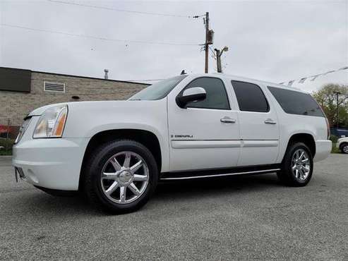 2007 GMC YUKON XL DENALI 4x4 $995 Down Payment - cars & trucks - by... for sale in Temple Hills, District Of Columbia