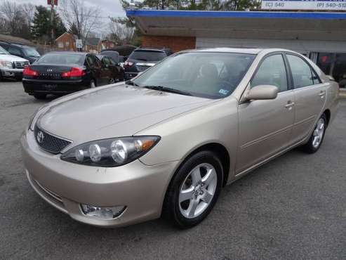 2005 Toyota Camry SE, Immaculate Condition 90 Day Warranty - cars for sale in Roanoke, VA
