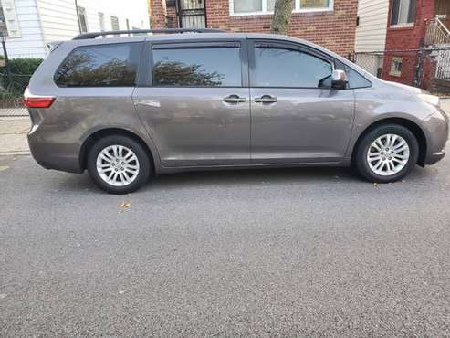 2017 Toyota Sienna XLE minivan low miles - cars & trucks - by owner... for sale in Brooklyn, NY