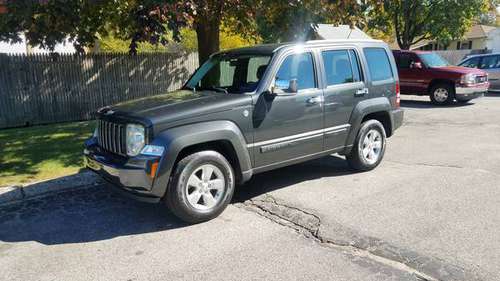 2011 Jeep Liberty 4X4 Low miles CLEAN for sale in West Warwick, MA
