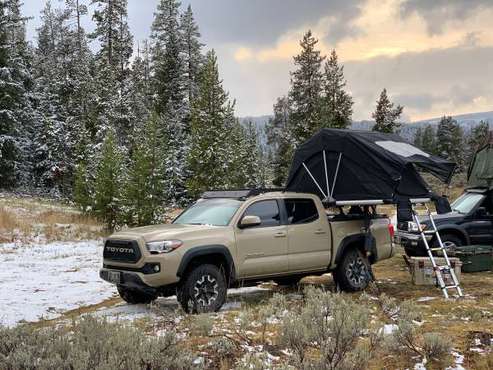 2017 Toyota Tacoma TRD Off Road With Rack and Bed Cover for sale in Bozeman, MT