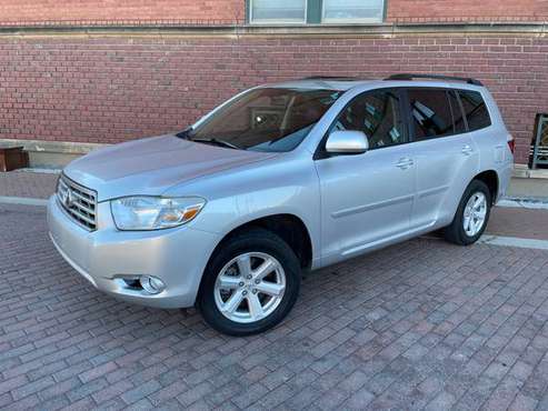 2010 TOYOTA HIGHLANDER SE 4X4 SUV. 3RD ROW! ONE OWNER! NO ACCIDENTS!... for sale in Wichita, KS
