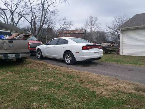 2012 charger , 5 7 police interceptor for sale in Smithville, TN