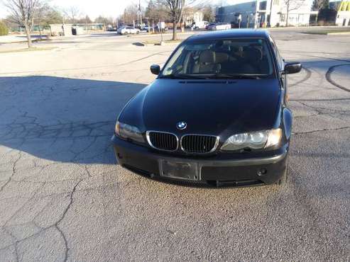 VERY NICE CAR!!! RELIABLE!!CLEAN!!! 2004 BMW 330XI. - cars & trucks... for sale in milwaukee, WI