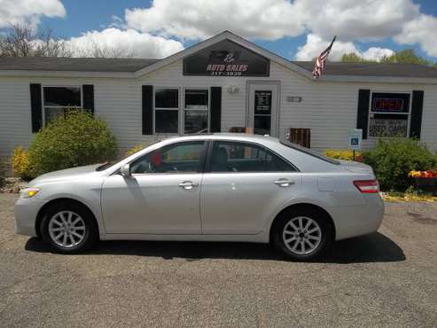 Toyota Camry XLE 2011 - - by dealer - vehicle for sale in Mattawan, MI
