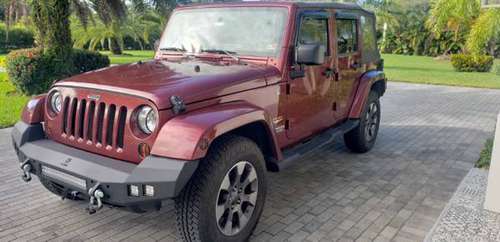 JEEP WRANGLER SAHARA - cars & trucks - by owner - vehicle automotive... for sale in Plantation, FL