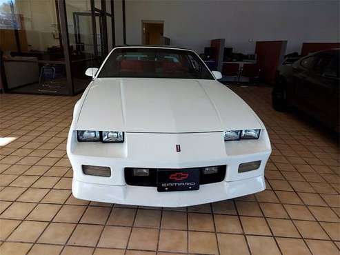 1992 Chevrolet Chevy Camaro 2d Coupe RS 5.0L - cars & trucks - by... for sale in Cincinnati, OH