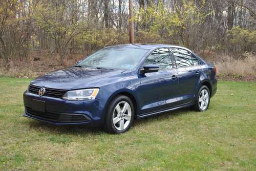 2011 Volkswagen Jetta SE Clean Title !! - cars & trucks - by owner -... for sale in Columbus, OH
