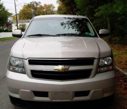 2008 Chevrolet Tahoe Hybrid 4WD - cars & trucks - by owner - vehicle... for sale in Westfield, NJ