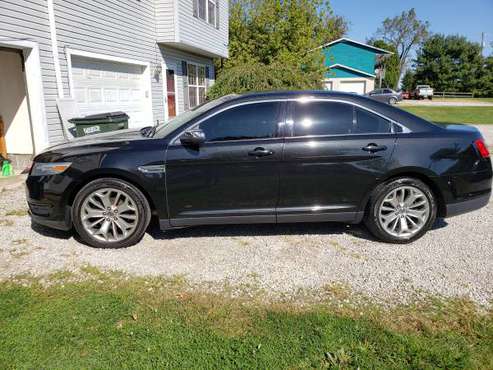 2014 Ford Taurus Limited Flexfuel Sedan for sale in Middlebranch, OH