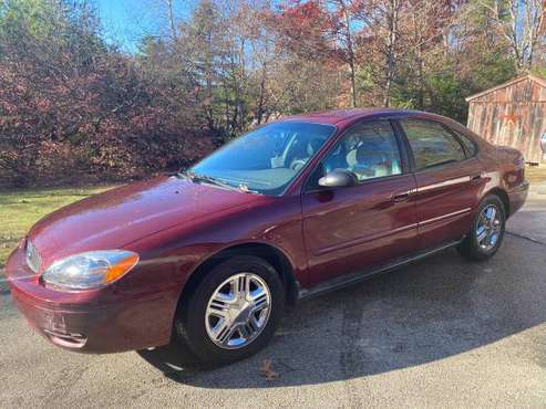 2007 Ford Taurus super clean - cars & trucks - by owner - vehicle... for sale in Thompson, CT