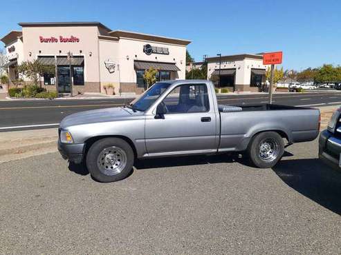 1993 Toyota pickup for sale in Anderson, CA