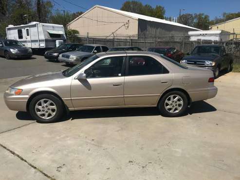 1999 Toyota Camry XLE (nice) - - by dealer - vehicle for sale in Charlotte, NC