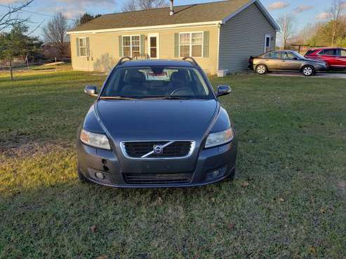 2008 Volvo V50 2.4i - cars & trucks - by owner - vehicle automotive... for sale in Kingsley, MI