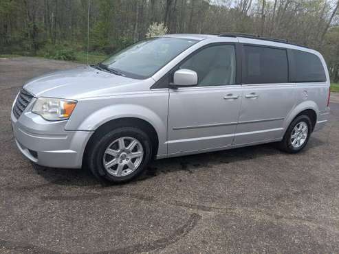 2010 chrysler town and country touring - - by dealer for sale in Wooster, OH