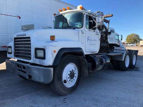 1999 MACK DAY CAB WITH WINCH - - by dealer - vehicle for sale in TAMPA, FL