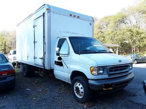 2001 Ford E450 Box Truck - cars & trucks - by owner - vehicle... for sale in Peekskill, NY