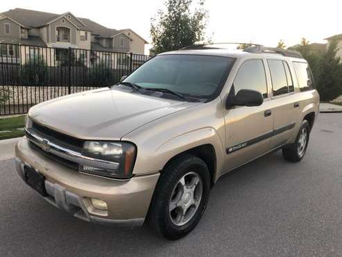 2004 Chevrolet Trailblazer EXT 116k!! 3rd row! Tow hitch! - cars &... for sale in Austin, TX