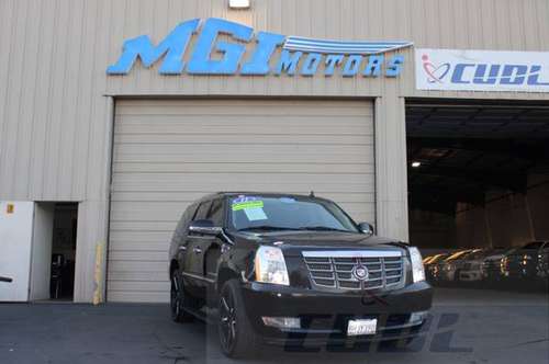 2011 Cadillac Escalade AWD 4dr Premium, AWD , THIRD ROW , PREMIUM... for sale in Sacramento , CA