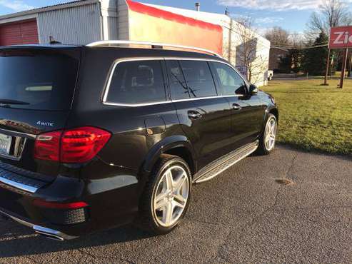 2013 mercedes GL550 - cars & trucks - by owner - vehicle automotive... for sale in Monroe, MI